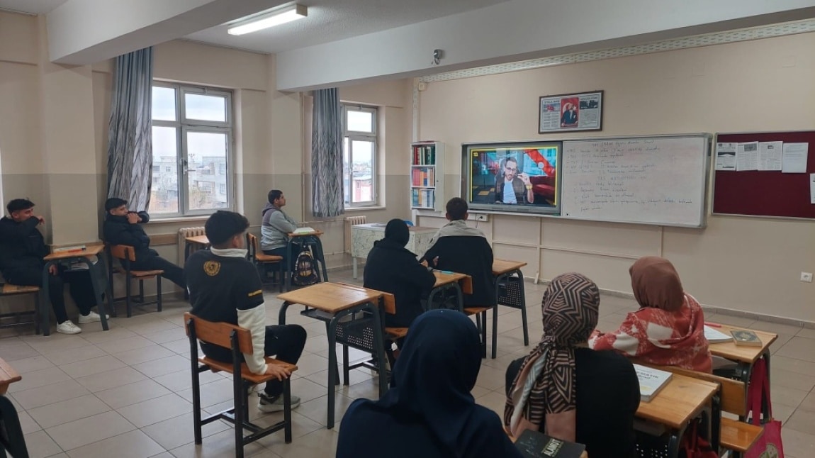 HEDEF YKS KAPSAMINDA YKS HAKKINDA SINA KAYGISI VE SINAV MOTİVASYONU ÇALIŞMASI